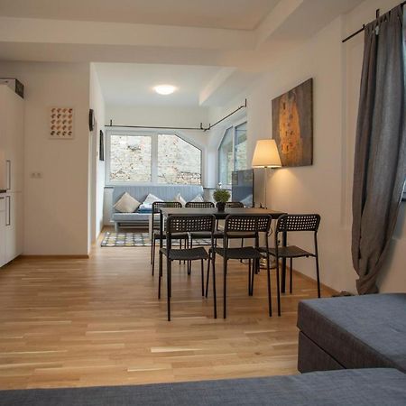 Lovely City Center Apartment In Innsbruck Bagian luar foto